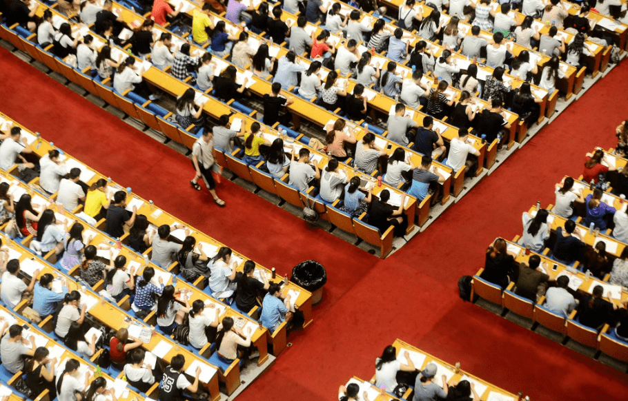 华体会体育-
9名学生被取消考研资格 多是非全日制本科惹的祸(图1)